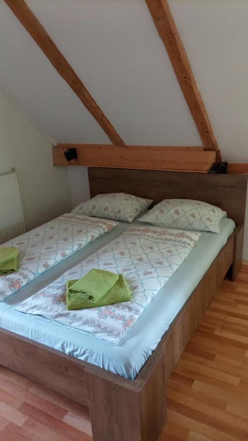 Vihar Apartmaji Бохин Екстериор снимка