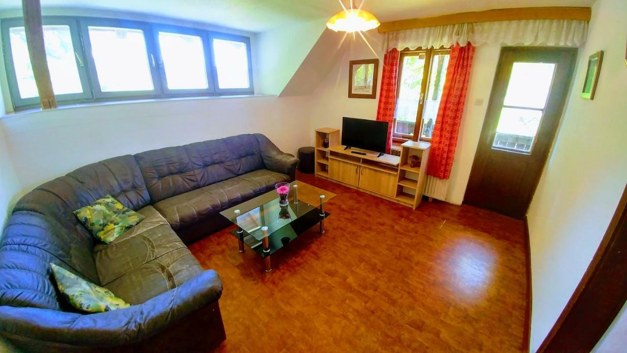Vihar Apartmaji Бохин Екстериор снимка